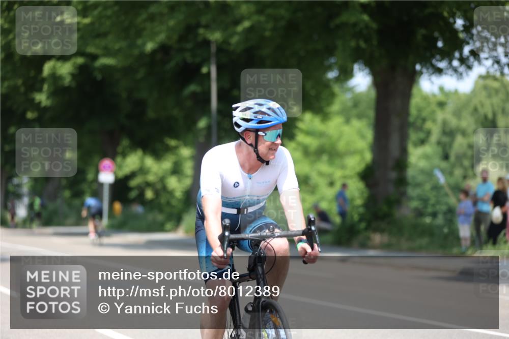 15.06.2025 - 7 Türme Triathlon Yannick Fuchs http://msf.ph/oto/8012389 15.06.2025 12:46:35 Radfahren 240, 317, 605, 609 meine-sportfotos.de