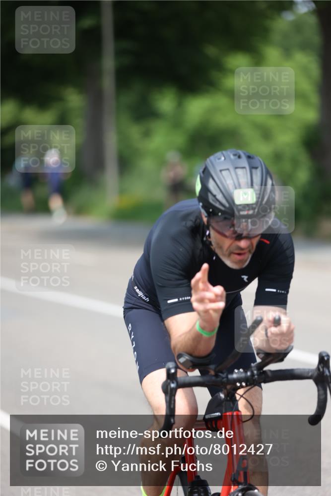 15.06.2025 - 7 Türme Triathlon Yannick Fuchs http://msf.ph/oto/8012427 15.06.2025 13:27:09 Radfahren 255, 762, 840 meine-sportfotos.de