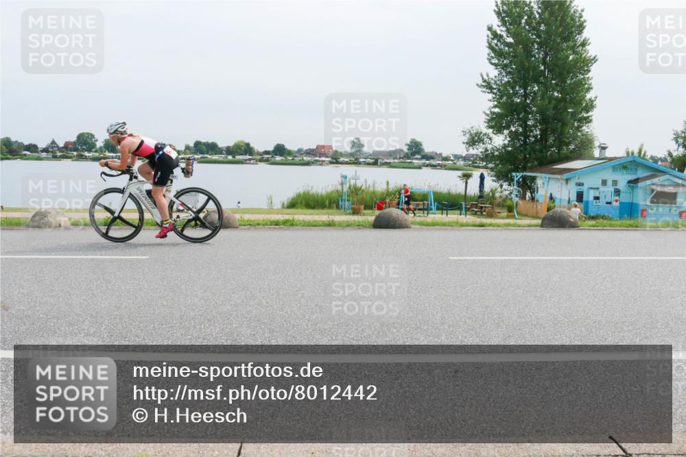 15.06.2025 - 27. Vierlanden-Triathlon H.Heesch http://msf.ph/oto/8012442 15.06.2025 11:06:52 Radfahren 21, 214, 226, 227, 593, 691 meine-sportfotos.de