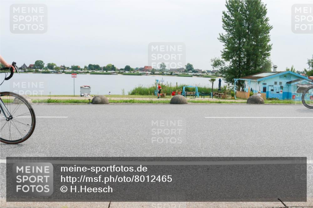 15.06.2025 - 27. Vierlanden-Triathlon H.Heesch http://msf.ph/oto/8012465 15.06.2025 11:06:53 Radfahren 214, 226, 227, 593, 691 meine-sportfotos.de