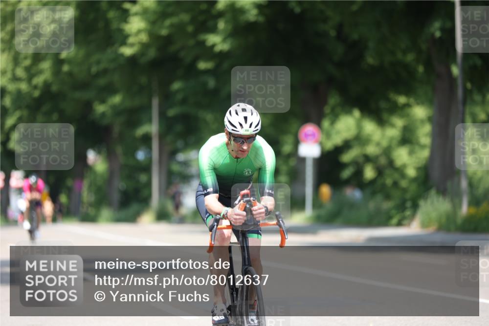 15.06.2025 - 7 Türme Triathlon Yannick Fuchs http://msf.ph/oto/8012637 15.06.2025 12:46:50 Radfahren 490, 496, 543 meine-sportfotos.de