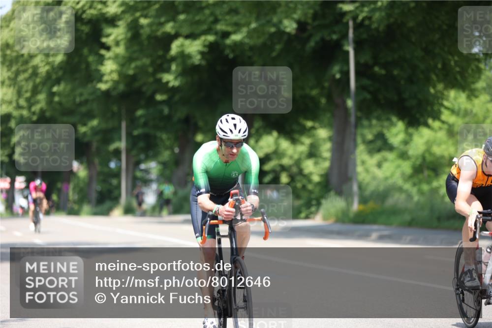 15.06.2025 - 7 Türme Triathlon Yannick Fuchs http://msf.ph/oto/8012646 15.06.2025 12:46:51 Radfahren 278, 294, 490, 496 meine-sportfotos.de