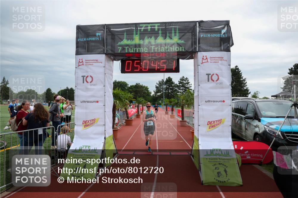 15.06.2025 - 7 Türme Triathlon Michael Strokosch http://msf.ph/oto/8012720 15.06.2025 15:04:51 Ziel 233, 484 meine-sportfotos.de