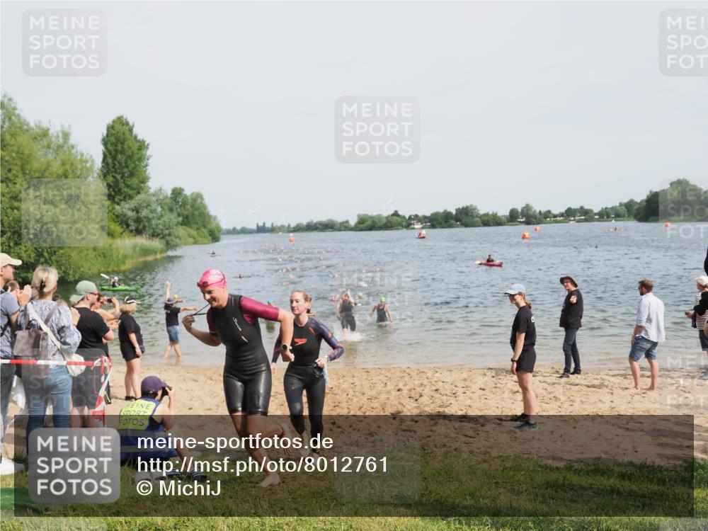 21.06.2025 - 27. Vierlanden-Triathlon MichiJ http://msf.ph/oto/8012761 15.06.2026 10:15:03 Schwimmen 480, 521, 525, 528, 570, 587, 592, 597, 605, 635 meine-sportfotos.de