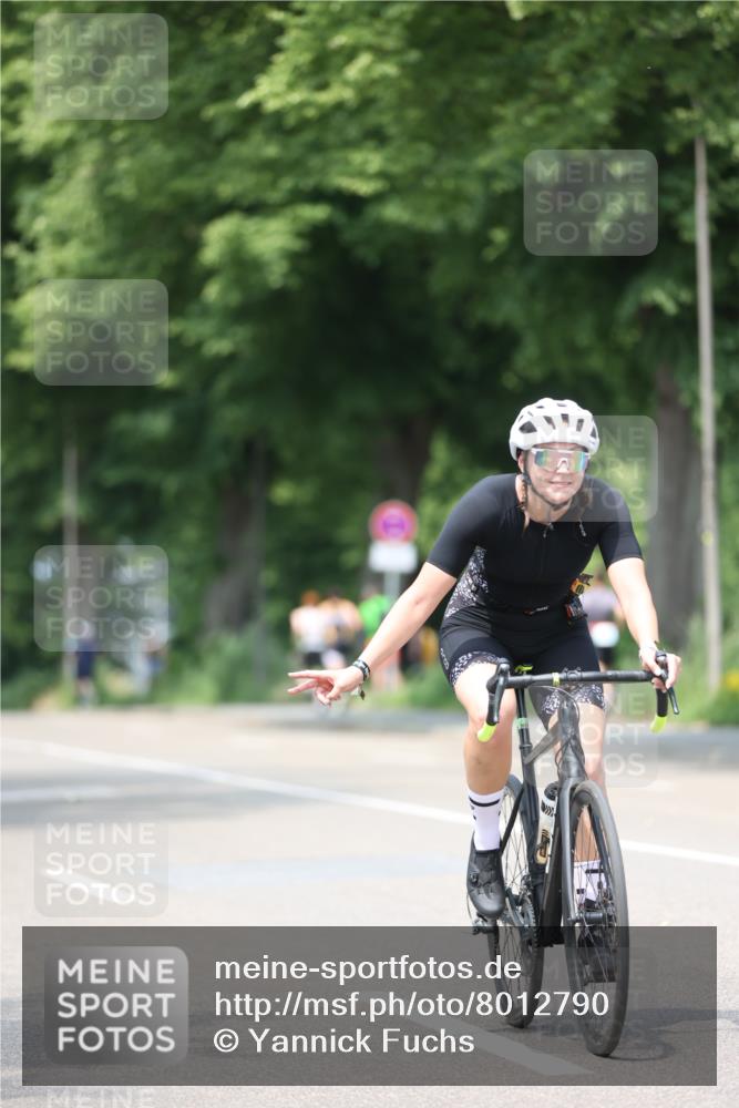 15.06.2025 - 7 Türme Triathlon Yannick Fuchs http://msf.ph/oto/8012790 15.06.2025 13:27:26 Radfahren 653 meine-sportfotos.de