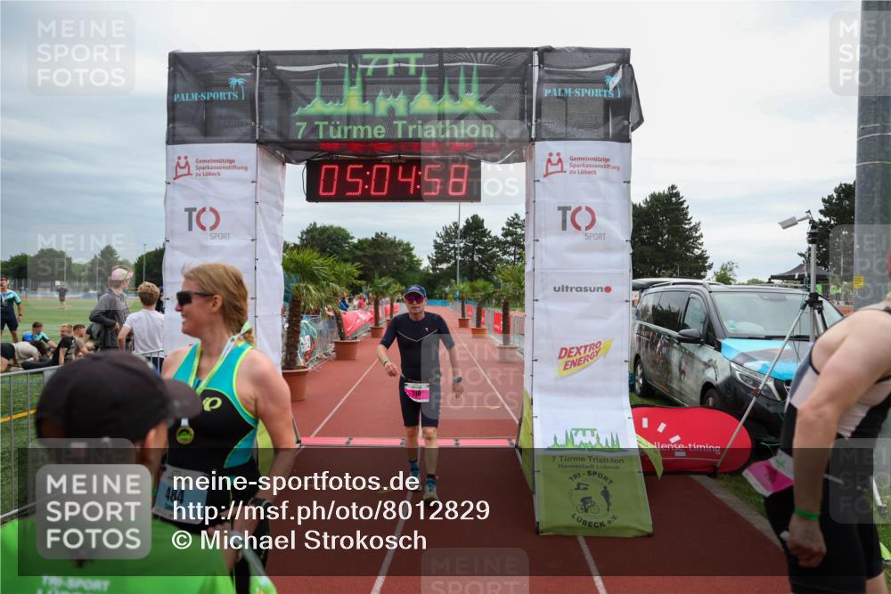 15.06.2025 - 7 Türme Triathlon Michael Strokosch http://msf.ph/oto/8012829 15.06.2025 15:04:57 Ziel 318, 484 meine-sportfotos.de