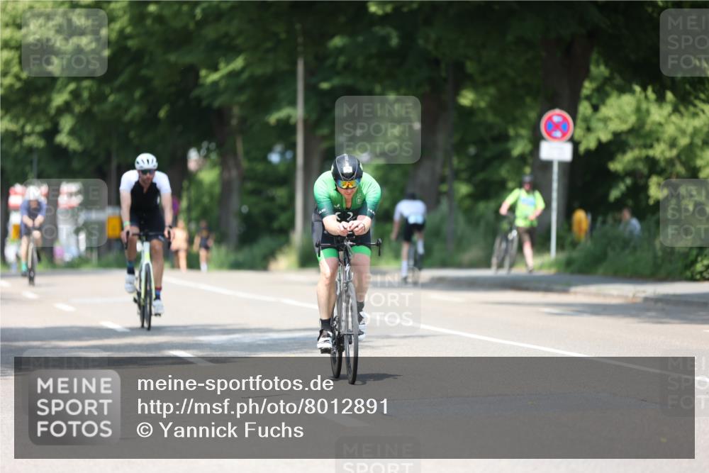 15.06.2025 - 7 Türme Triathlon Yannick Fuchs http://msf.ph/oto/8012891 15.06.2025 12:47:04 Radfahren 414, 657 meine-sportfotos.de