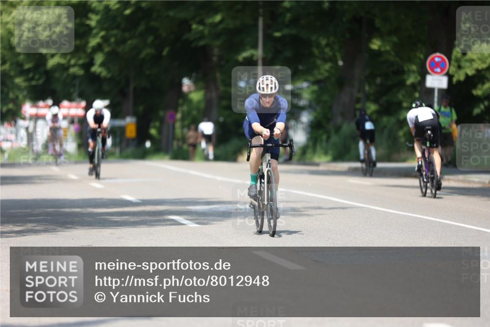 15.06.2025 - 7 Türme Triathlon Yannick Fuchs http://msf.ph/oto/8012948 15.06.2025 12:47:08 Radfahren 414, 494, 629, 651 meine-sportfotos.de
