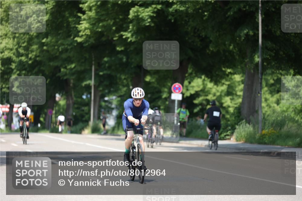 15.06.2025 - 7 Türme Triathlon Yannick Fuchs http://msf.ph/oto/8012964 15.06.2025 12:47:08 Radfahren 414, 494, 629, 651 meine-sportfotos.de
