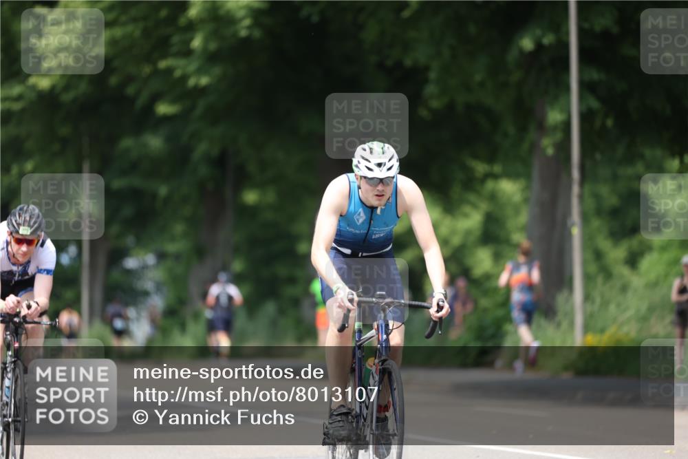 15.06.2025 - 7 Türme Triathlon Yannick Fuchs http://msf.ph/oto/8013107 15.06.2025 13:27:39 Radfahren 331, 568, 723, 978 meine-sportfotos.de