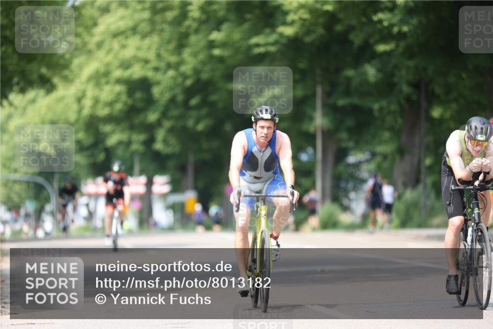 15.06.2025 - 7 Türme Triathlon Yannick Fuchs http://msf.ph/oto/8013182 15.06.2025 13:27:42 Radfahren 331, 568, 978 meine-sportfotos.de