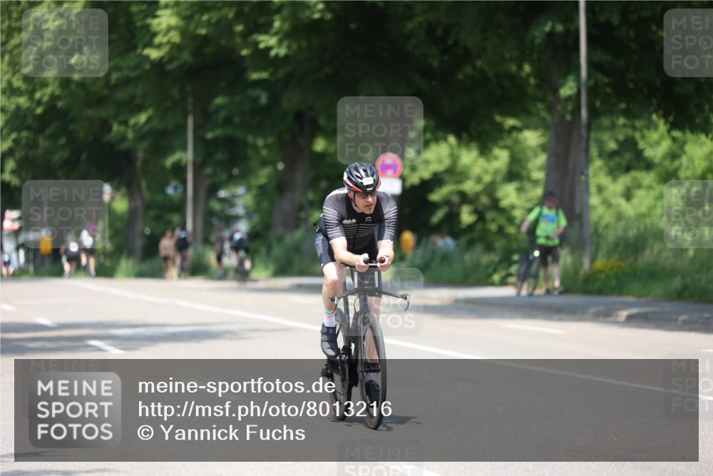 15.06.2025 - 7 Türme Triathlon Yannick Fuchs http://msf.ph/oto/8013216 15.06.2025 12:47:19 Radfahren 256, 291 meine-sportfotos.de
