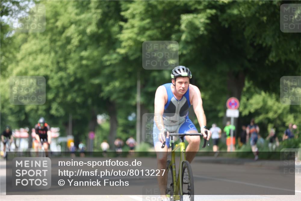 15.06.2025 - 7 Türme Triathlon Yannick Fuchs http://msf.ph/oto/8013227 15.06.2025 13:27:42 Radfahren 331, 568, 978 meine-sportfotos.de