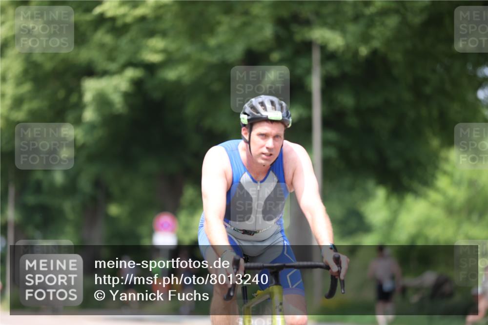 15.06.2025 - 7 Türme Triathlon Yannick Fuchs http://msf.ph/oto/8013240 15.06.2025 13:27:43 Radfahren 331, 568, 978 meine-sportfotos.de