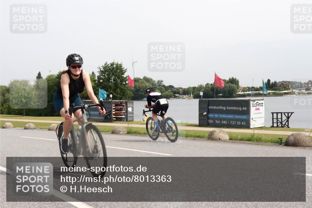 15.06.2025 - 27. Vierlanden-Triathlon H.Heesch http://msf.ph/oto/8013363 15.06.2025 11:08:58 Radfahren 516, 643, 769 meine-sportfotos.de