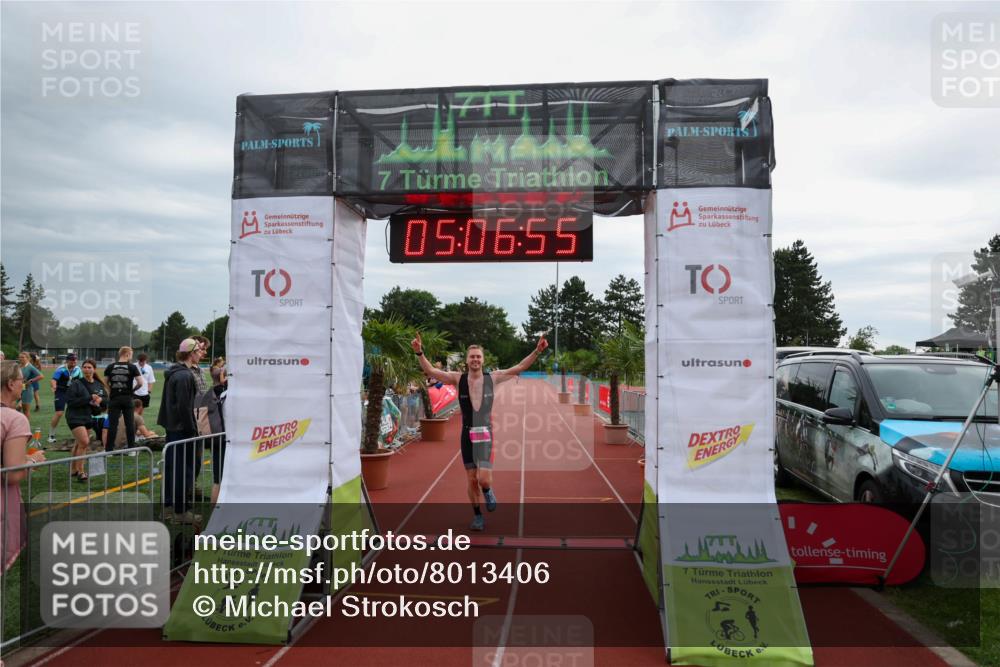 15.06.2025 - 7 Türme Triathlon Michael Strokosch http://msf.ph/oto/8013406 15.06.2025 15:06:55 Ziel 222 meine-sportfotos.de