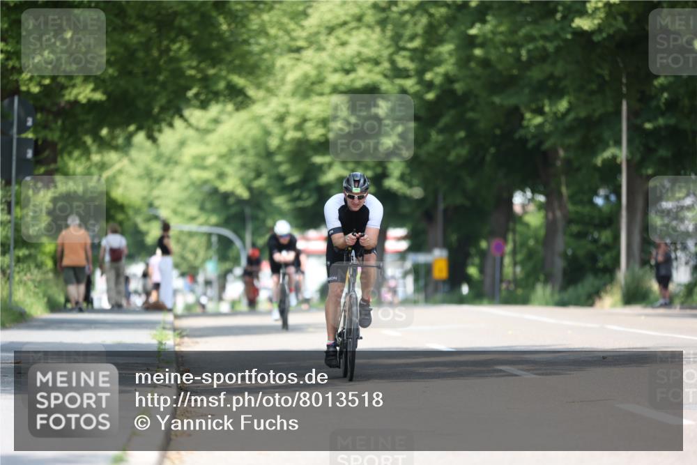 15.06.2025 - 7 Türme Triathlon Yannick Fuchs http://msf.ph/oto/8013518 15.06.2025 12:47:41 Radfahren 489, 583, 648 meine-sportfotos.de