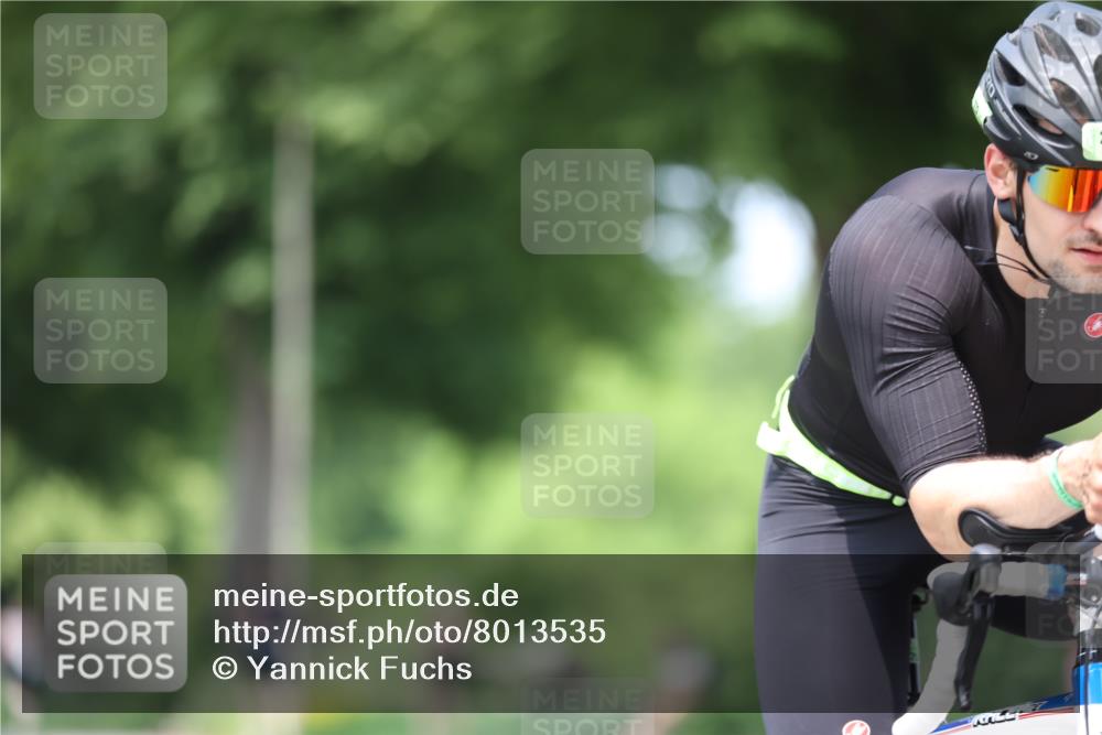 15.06.2025 - 7 Türme Triathlon Yannick Fuchs http://msf.ph/oto/8013535 15.06.2025 13:27:49 Radfahren 241, 331 meine-sportfotos.de