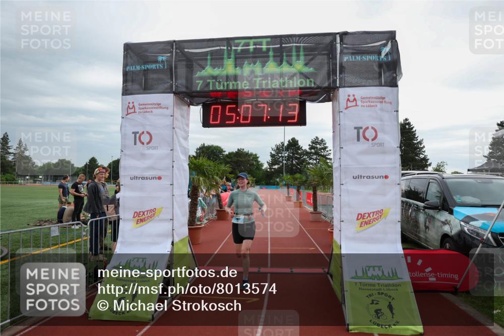15.06.2025 - 7 Türme Triathlon Michael Strokosch http://msf.ph/oto/8013574 15.06.2025 15:07:13 Ziel 405 meine-sportfotos.de