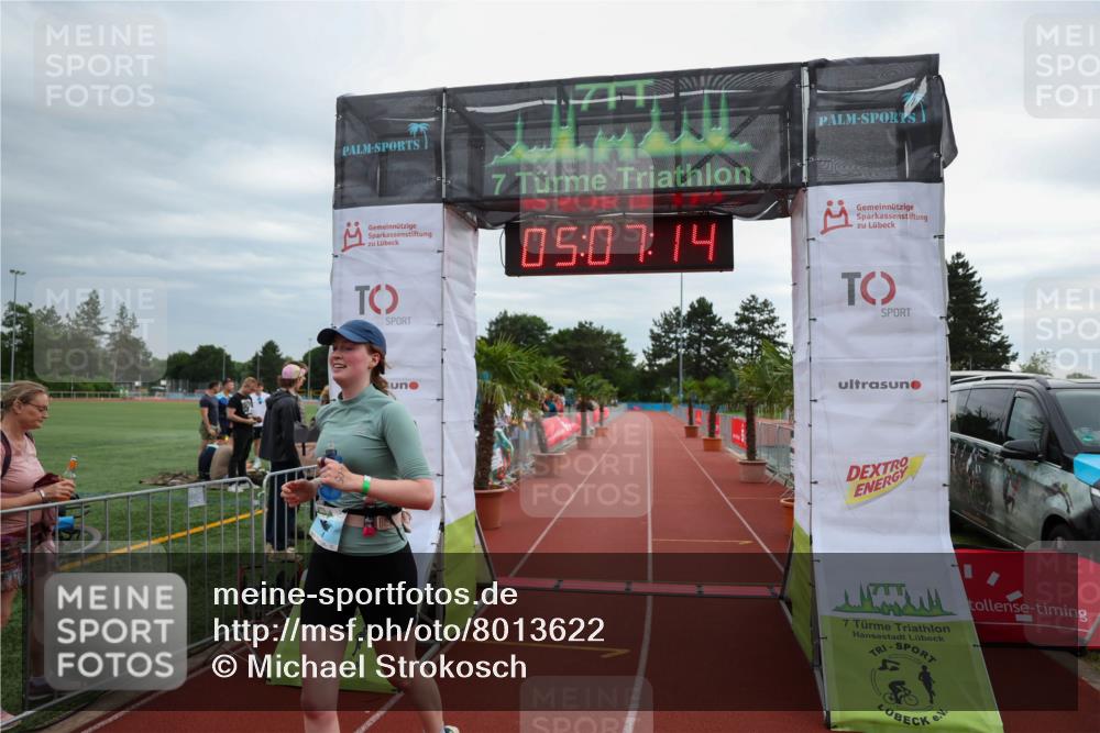 15.06.2025 - 7 Türme Triathlon Michael Strokosch http://msf.ph/oto/8013622 15.06.2025 15:07:14 Ziel 405 meine-sportfotos.de