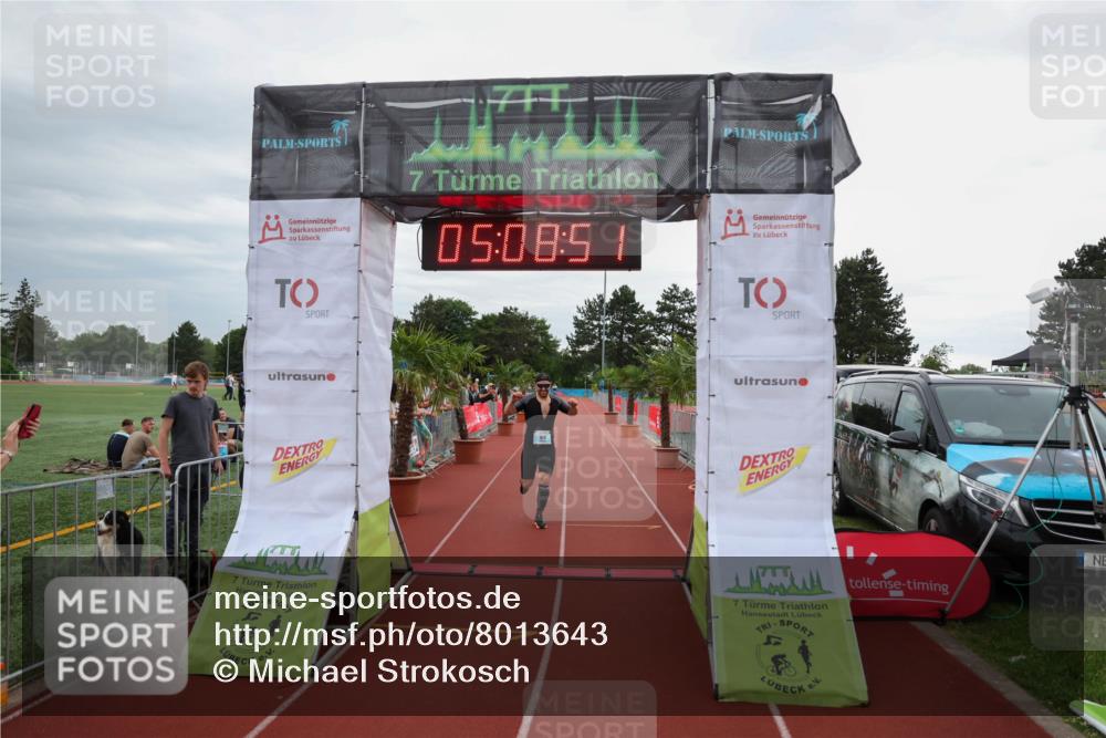 15.06.2025 - 7 Türme Triathlon Michael Strokosch http://msf.ph/oto/8013643 15.06.2025 15:08:51 Ziel 474 meine-sportfotos.de