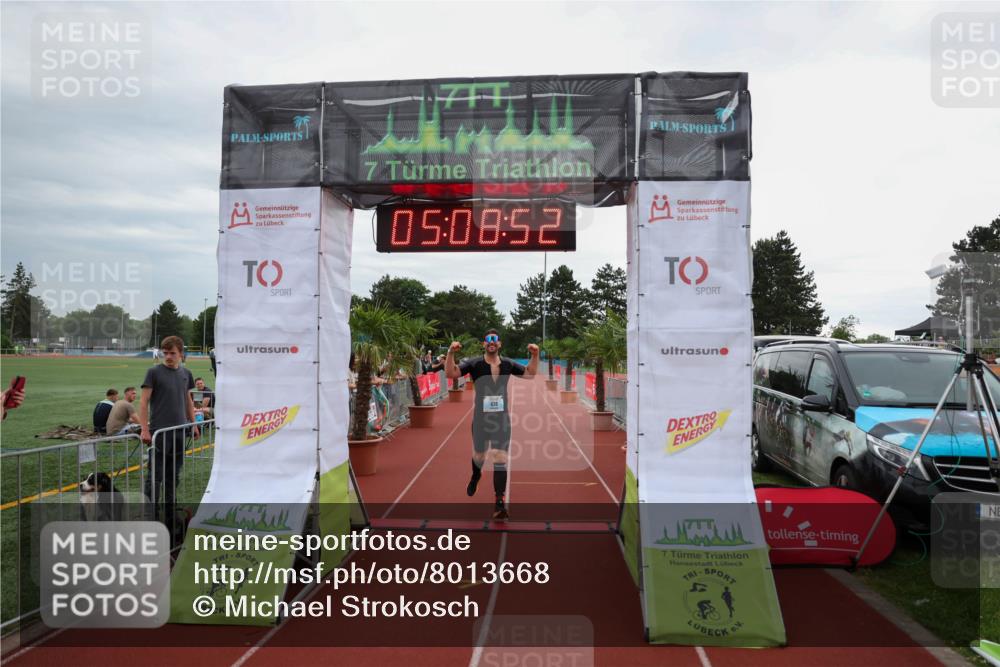 15.06.2025 - 7 Türme Triathlon Michael Strokosch http://msf.ph/oto/8013668 15.06.2025 15:08:51 Ziel 474 meine-sportfotos.de