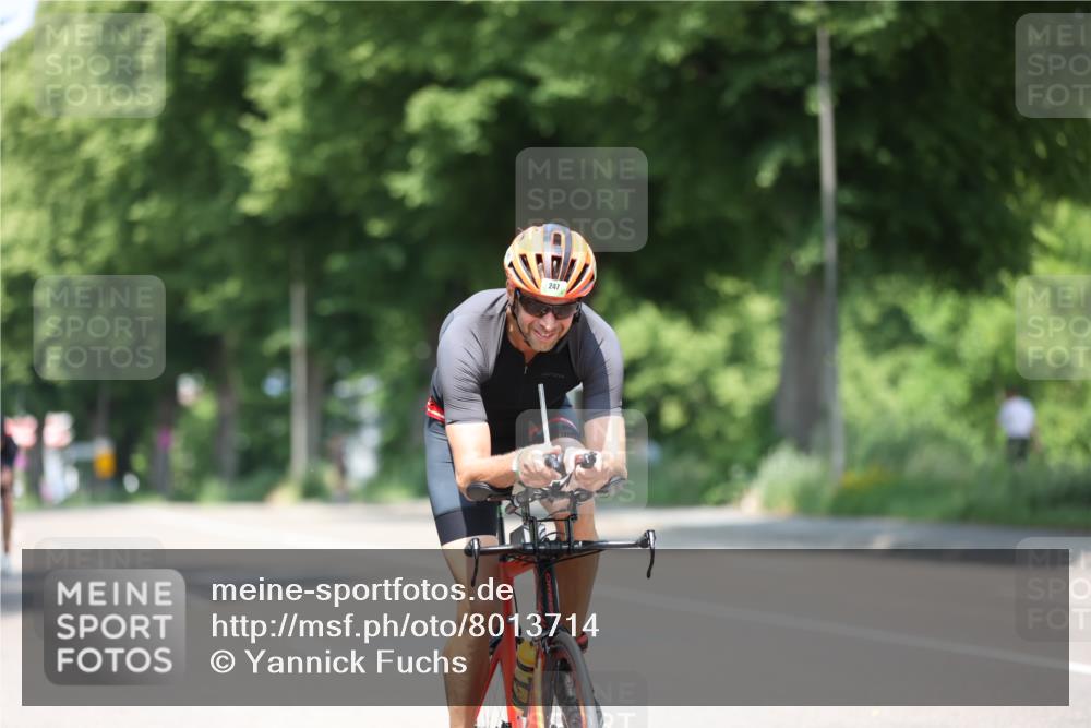 15.06.2025 - 7 Türme Triathlon Yannick Fuchs http://msf.ph/oto/8013714 15.06.2025 12:47:49 Radfahren 247, 411, 443, 477, 609 meine-sportfotos.de