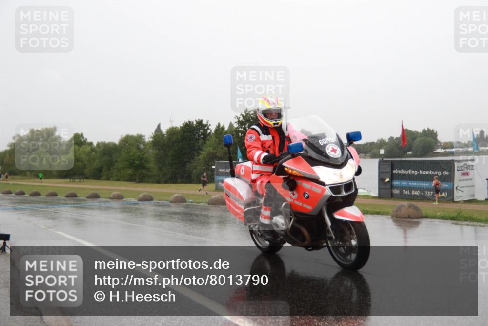 21.06.2025 - 27. Vierlanden-Triathlon H.Heesch http://msf.ph/oto/8013790 15.06.2025 13:51:29 Radfahren 1175 meine-sportfotos.de