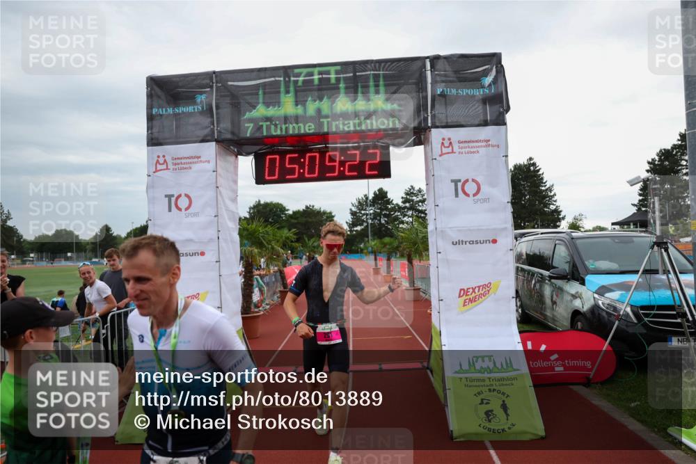 15.06.2025 - 7 Türme Triathlon Michael Strokosch http://msf.ph/oto/8013889 15.06.2025 15:09:22 Ziel 210, 291 meine-sportfotos.de