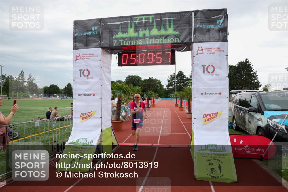 15.06.2025 - 7 Türme Triathlon Michael Strokosch http://msf.ph/oto/8013919 15.06.2025 15:09:57 Ziel 273 meine-sportfotos.de