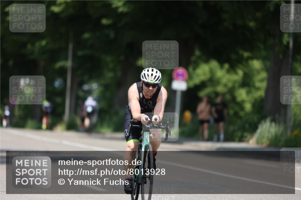 15.06.2025 - 7 Türme Triathlon Yannick Fuchs http://msf.ph/oto/8013928 15.06.2025 12:48:00 Radfahren 317, 366, 397, 504, 523, 566, 605 meine-sportfotos.de