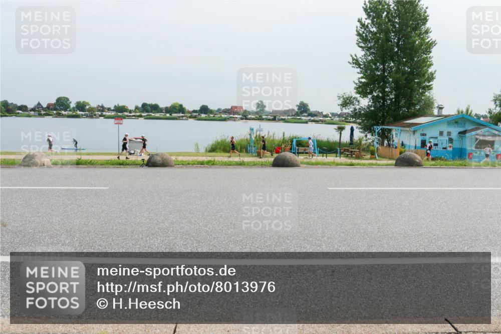 15.06.2025 - 27. Vierlanden-Triathlon H.Heesch http://msf.ph/oto/8013976 15.06.2025 11:09:48 Radfahren 868 meine-sportfotos.de