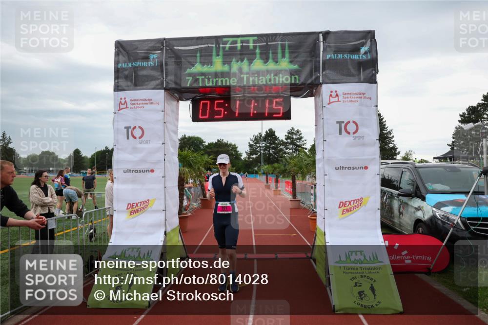 15.06.2025 - 7 Türme Triathlon Michael Strokosch http://msf.ph/oto/8014028 15.06.2025 15:11:15 Ziel 201 meine-sportfotos.de