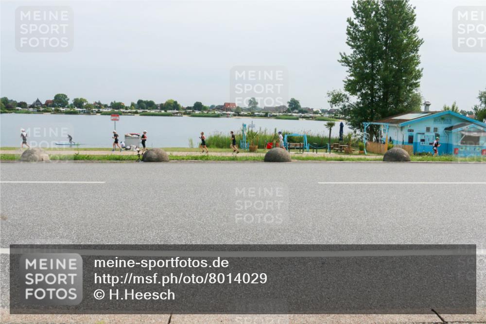 15.06.2025 - 27. Vierlanden-Triathlon H.Heesch http://msf.ph/oto/8014029 15.06.2025 11:09:48 Radfahren 868 meine-sportfotos.de
