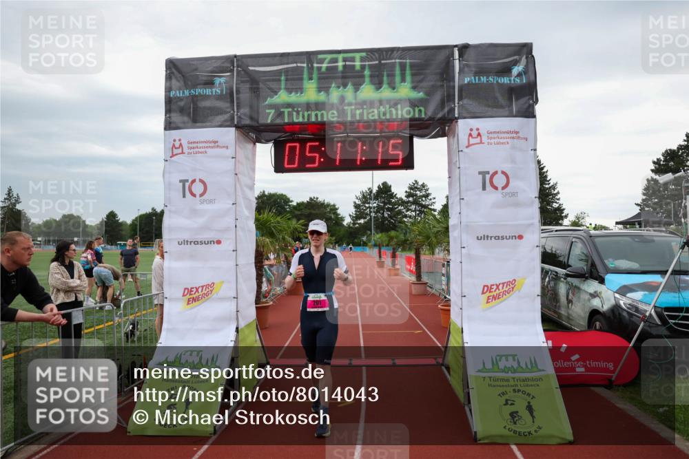 15.06.2025 - 7 Türme Triathlon Michael Strokosch http://msf.ph/oto/8014043 15.06.2025 15:11:15 Ziel 201 meine-sportfotos.de