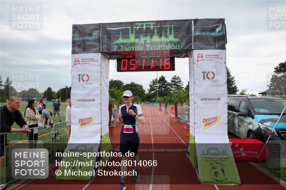 15.06.2025 - 7 Türme Triathlon Michael Strokosch http://msf.ph/oto/8014066 15.06.2025 15:11:15 Ziel 201 meine-sportfotos.de