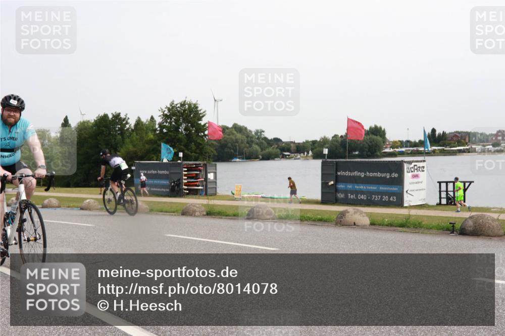 15.06.2025 - 27. Vierlanden-Triathlon H.Heesch http://msf.ph/oto/8014078 15.06.2025 11:14:30 Radfahren 19, 160, 380, 663, 855 meine-sportfotos.de