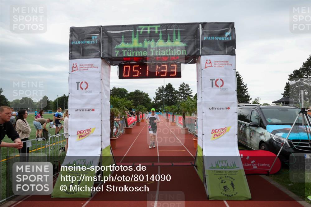 15.06.2025 - 7 Türme Triathlon Michael Strokosch http://msf.ph/oto/8014090 15.06.2025 15:11:32 Ziel 220 meine-sportfotos.de