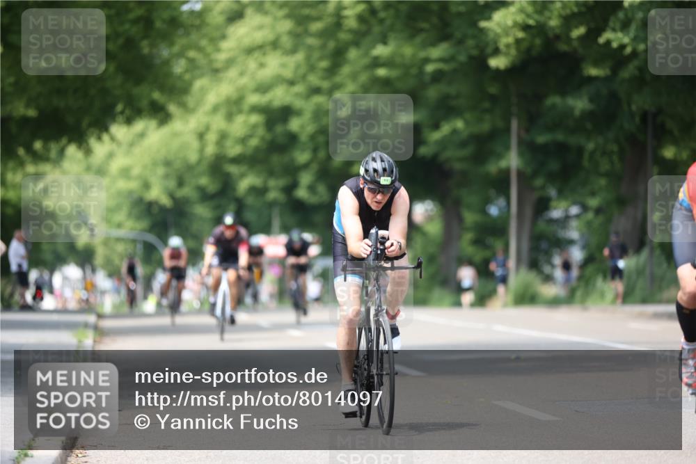 15.06.2025 - 7 Türme Triathlon Yannick Fuchs http://msf.ph/oto/8014097 15.06.2025 13:28:06 Radfahren 265, 462, 838, 901, 913, 952 meine-sportfotos.de