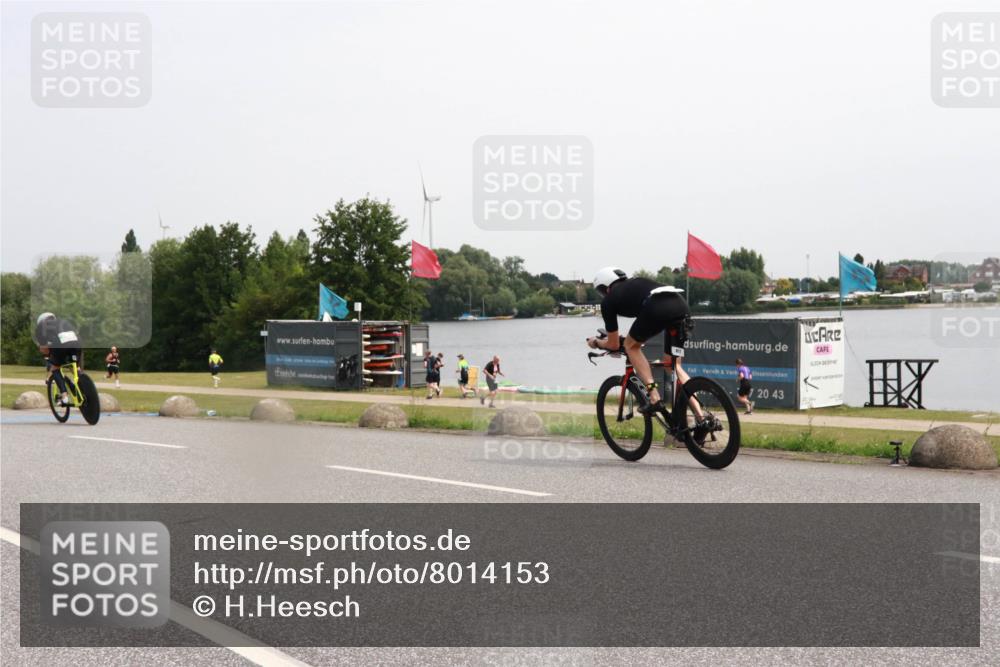 15.06.2025 - 27. Vierlanden-Triathlon H.Heesch http://msf.ph/oto/8014153 15.06.2025 11:15:20 Radfahren 862 meine-sportfotos.de