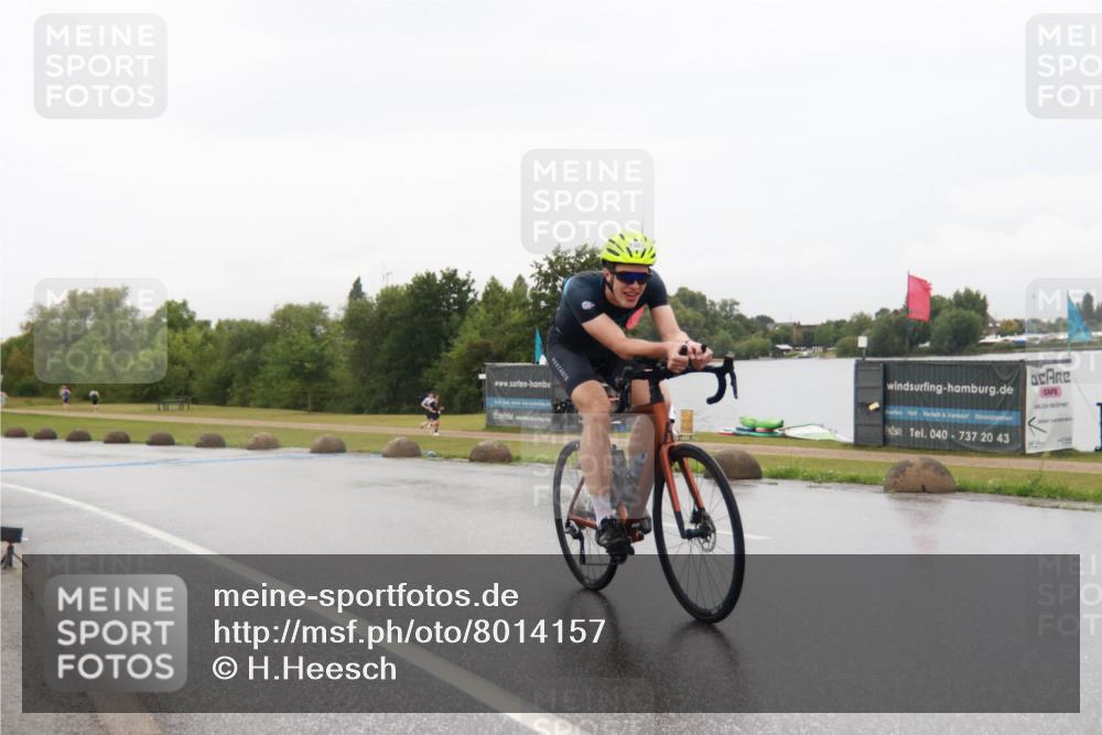 21.06.2025 - 27. Vierlanden-Triathlon H.Heesch http://msf.ph/oto/8014157 15.06.2025 14:04:19 Radfahren 1307 meine-sportfotos.de