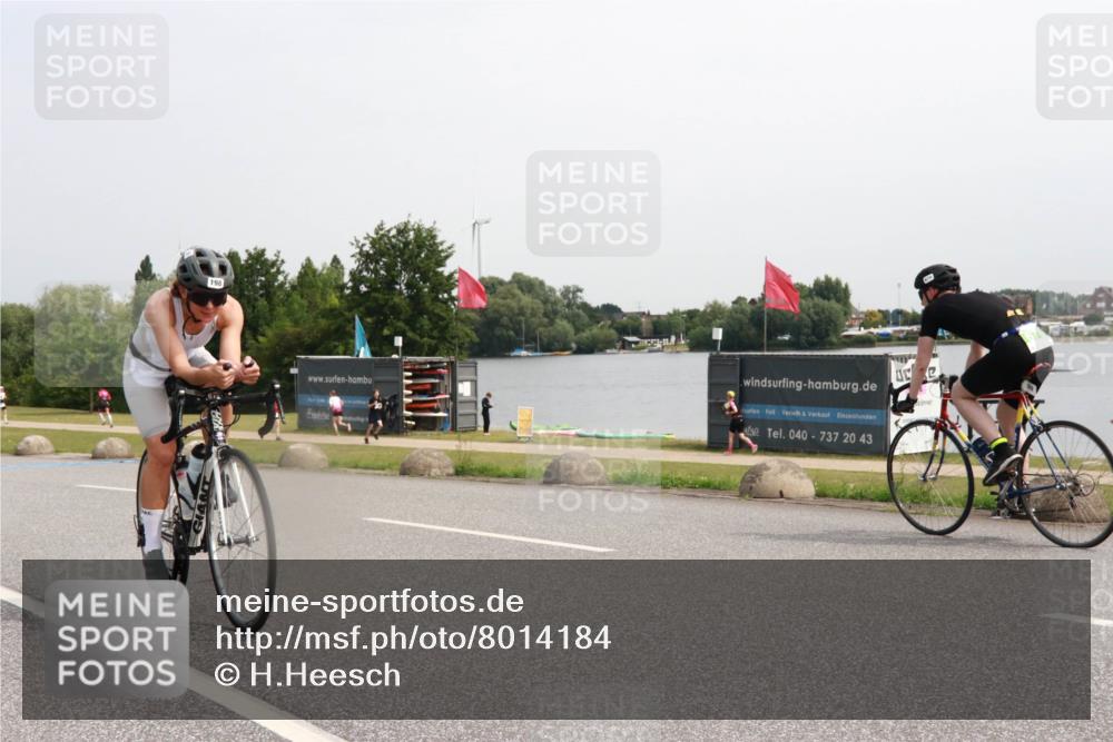15.06.2025 - 27. Vierlanden-Triathlon H.Heesch http://msf.ph/oto/8014184 15.06.2025 11:15:38 Radfahren 198, 658 meine-sportfotos.de