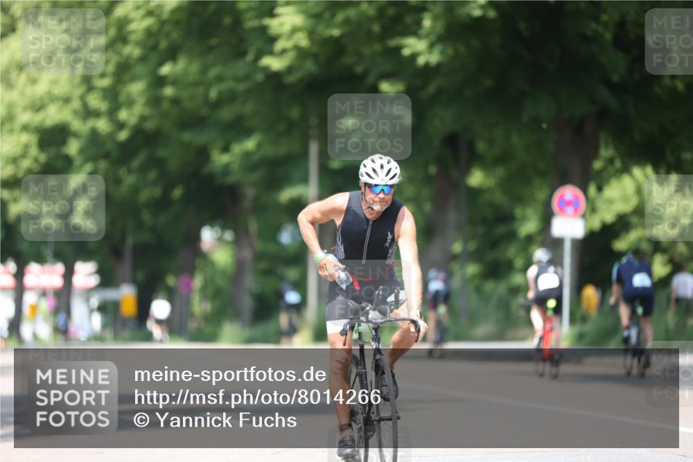 15.06.2025 - 7 Türme Triathlon Yannick Fuchs http://msf.ph/oto/8014266 15.06.2025 12:48:11 Radfahren 240, 260, 374, 497 meine-sportfotos.de