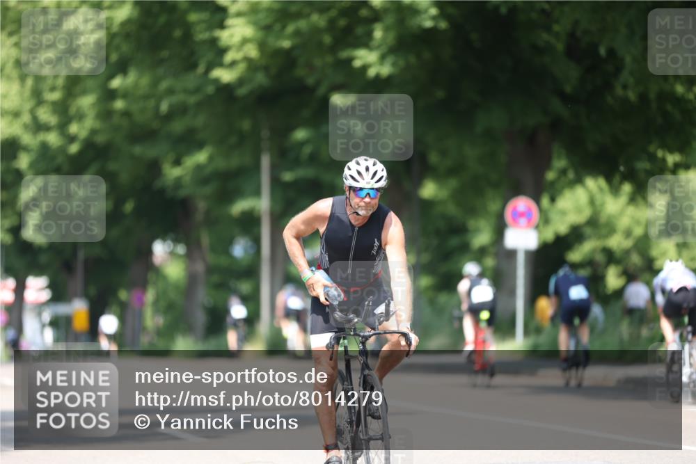 15.06.2025 - 7 Türme Triathlon Yannick Fuchs http://msf.ph/oto/8014279 15.06.2025 12:48:11 Radfahren 240, 260, 374, 497 meine-sportfotos.de