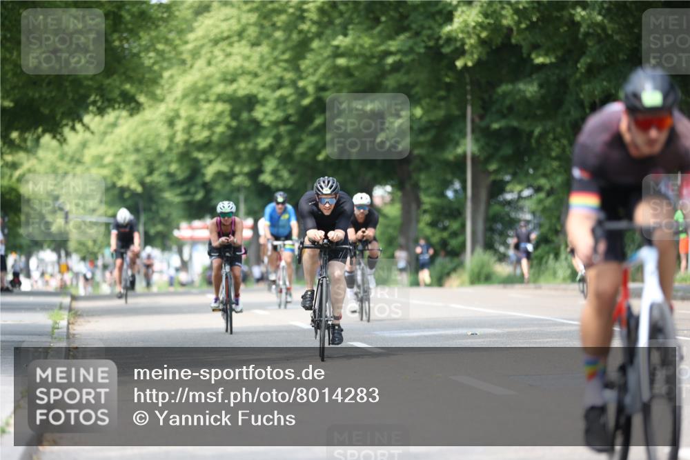 15.06.2025 - 7 Türme Triathlon Yannick Fuchs http://msf.ph/oto/8014283 15.06.2025 13:28:09 Radfahren 290, 462, 838, 851, 901, 913, 952 meine-sportfotos.de