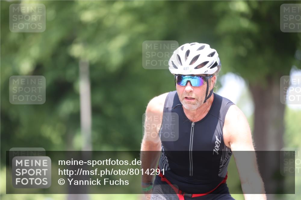 15.06.2025 - 7 Türme Triathlon Yannick Fuchs http://msf.ph/oto/8014291 15.06.2025 12:48:13 Radfahren 240, 497, 498, 543, 655 meine-sportfotos.de