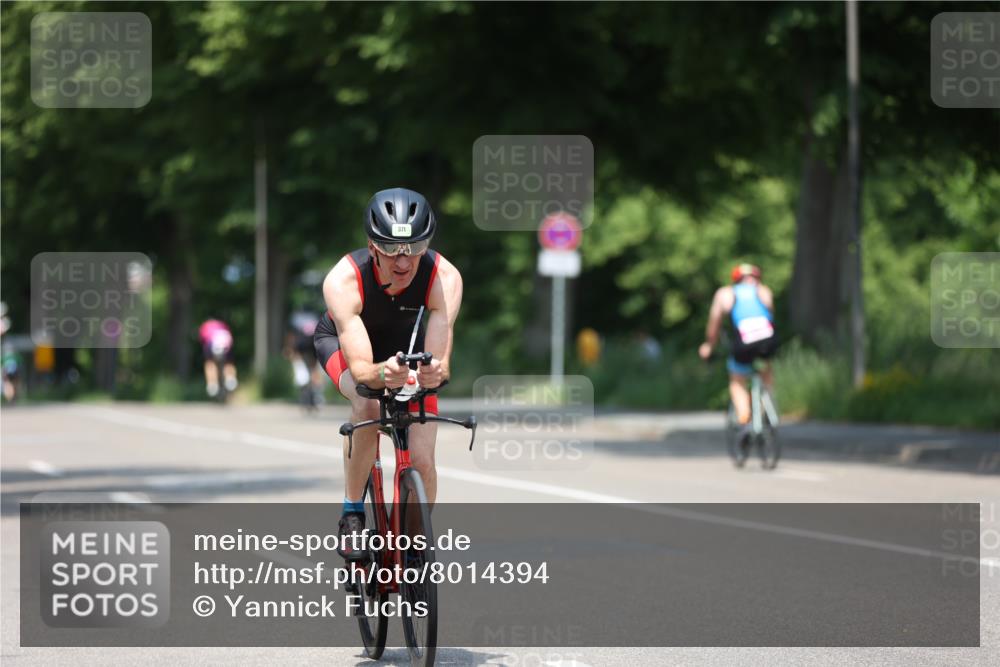 15.06.2025 - 7 Türme Triathlon Yannick Fuchs http://msf.ph/oto/8014394 15.06.2025 12:48:38 Radfahren 204, 328, 458, 629, 651 meine-sportfotos.de