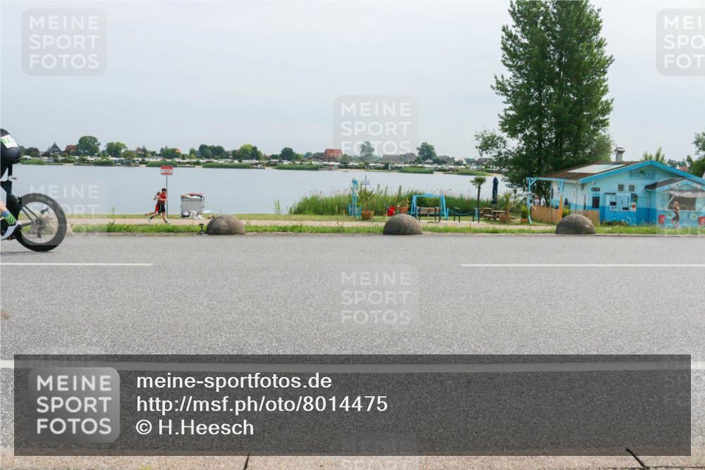 15.06.2025 - 27. Vierlanden-Triathlon H.Heesch http://msf.ph/oto/8014475 15.06.2025 11:10:33 Radfahren 145, 746 meine-sportfotos.de