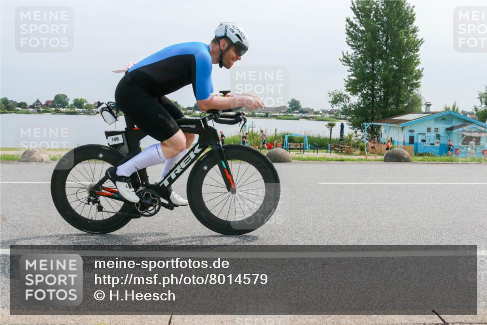 15.06.2025 - 27. Vierlanden-Triathlon H.Heesch http://msf.ph/oto/8014579 15.06.2025 11:11:14 Radfahren 106, 714 meine-sportfotos.de