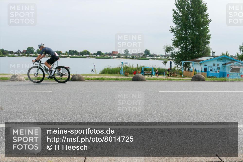 15.06.2025 - 27. Vierlanden-Triathlon H.Heesch http://msf.ph/oto/8014725 15.06.2025 11:11:50 Radfahren 212, 602 meine-sportfotos.de